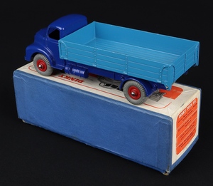 Dinky toys 532 tailboard comet wagon hh283 back