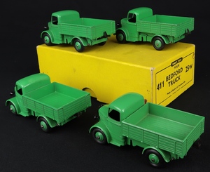 Trade box dinky toys 25w 411 bedford truck hh297 back