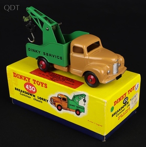 Dinky toys 430 breakdown lorry commer hh322 front