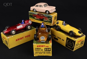 Nicky dinky toys indian hh349 front