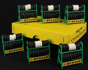 Trade box dinky toys 786 dunlop tyre racks hh358 front