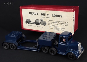 Britains 1641 heavy duty lorry with driver hh374 front