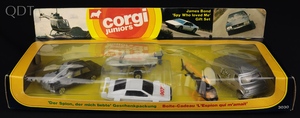 Corgi juniors 3030 james bond spy who loved me hh423 front