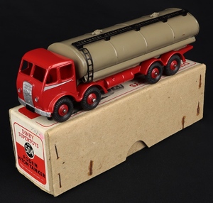 Dinky supertoys 504 foden 14 ton tanker hh489 view