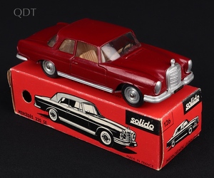 Solido models 126 mercedes 220 se hh520 front