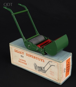 Dinky supertoys 751 lawn mower hh559 front