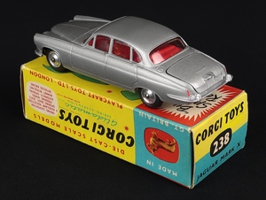 Corgi toys 238 jaguar mark x hh598 back