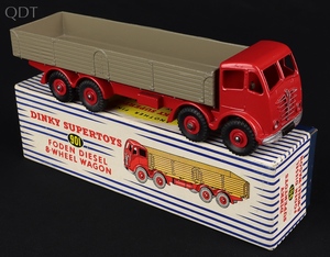 Dinky supertoys 901 foden diesel wagon hh601 front