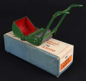 Dinky supertoys 751 lawn mower hh692 back