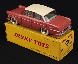 French dinky toys 554 opel rekord hh987 back