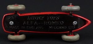 Dinky toys 23f 232 alfa romeo racing car jj395 base