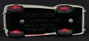 Dinky toys 105 tr2 sports jj399 base