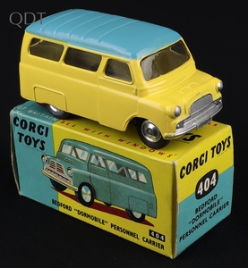 Corgi toys 404 bedford dormobile personnel carrier jj501 front