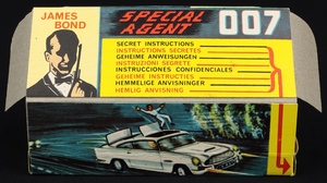 Corgi toys 261 james bond aston martin db5 jj523 plinth 1