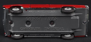 Corgi toys 246 chrysler imperial jj624 base