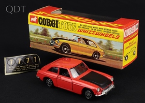 Corgi toys 378 mgc gt competition jj635 front