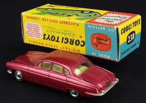 Corgi toys 238 jaguar mark x jj650 back