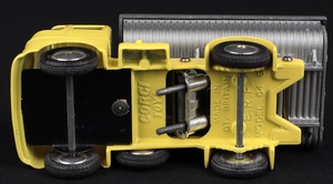 Corgi toys 460 neville cement tipper erf chassis jj653 base