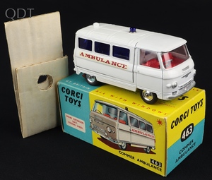 Corgi toys 483 commer ambulance jj654 front