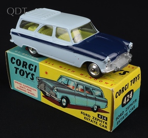 Corgi toys 424 ford zephyr estate car jj668 front