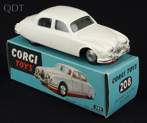 Corgi toys 208 jaguar 2.4l saloon jj716 front