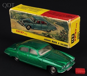Nicky dinky toys 142 jaguar mark x saloon jj792 front