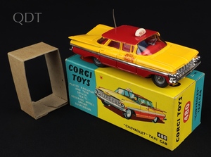 Corgi toys 480 chevrolet taxi cab jj857 front