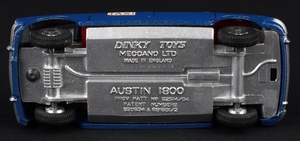 Dinky toys 282 austin 1800 taxi jj916 base
