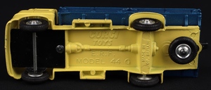 Corgi toys 456 erf model 44g dropside lorry jj918 base