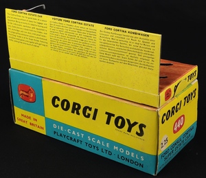 Corgi toys 440 ford consul cortina super estate car jj944 plinth