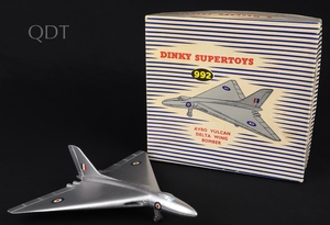 Dinky supertoys 992 avro vulcan delta wing bomber jj992 front