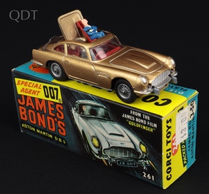 Corgi toys 261 james bond's aston martin kk17 front