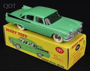 Dinky toys 181 dodge royal sedan kk32 front