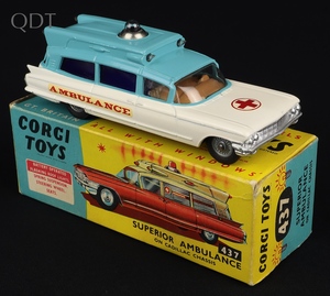 Corgi toys 437 superior ambulance cadillac chassis kk161 front