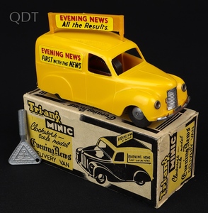 Tri ang minic delivery van evening news kk203 front