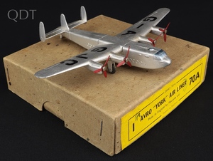 Dinky toys 70a  avro new york air liner kk322 front