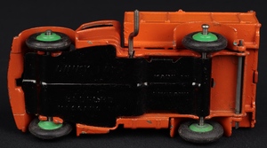 Dinky toys 25m bedford end tipper kk323 base