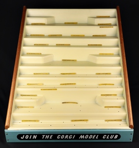 Corgi tiered stand kk349 with labels