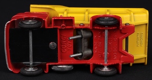 Corgi toys 458 erf model 64g earth dumper kk431 base