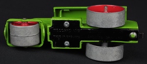 Dinky toys 251 aveling barford diesel roller kk440 base