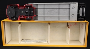 Corgi toys 1104 bedford s carrimore detachable axle machinery carrier kk449 base