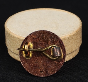 Dinky toys badge kk455 back