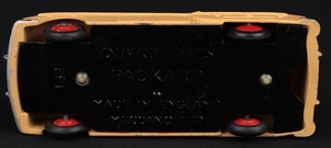 Dinky toys 132 packard convertible kk528 base