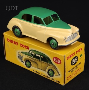 Dinky toys 159 morris oxford saloon kk531 front