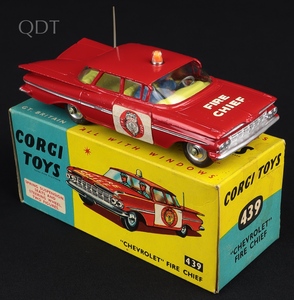 Corgi toys 439 chevrolet impala 'fire chief' kk606 front