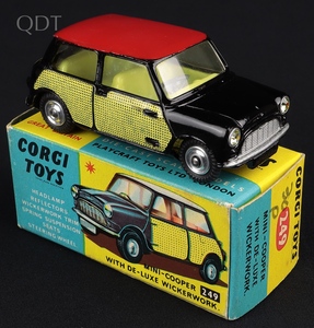 Corgi toys 249 1 mini cooper de luxe wickerwork kk749 front