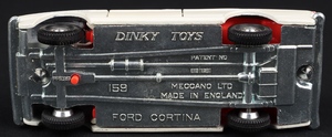 Dinky toys 159 ford cortina de luxe kk877 base