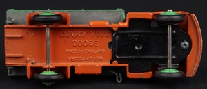Dinky toys 30m dodge rear tipping wagon kk899 base