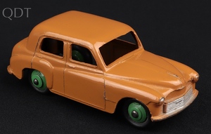 Dinky toys 154 hillman minx saloon ll41 front