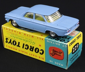 Corgi toys 229 chevrolet corvair ll118 back